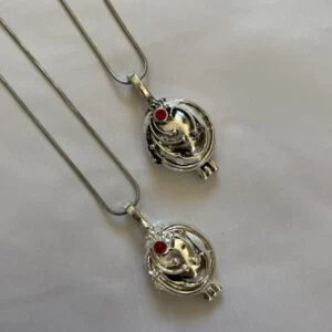 گردنبند شاهپسند